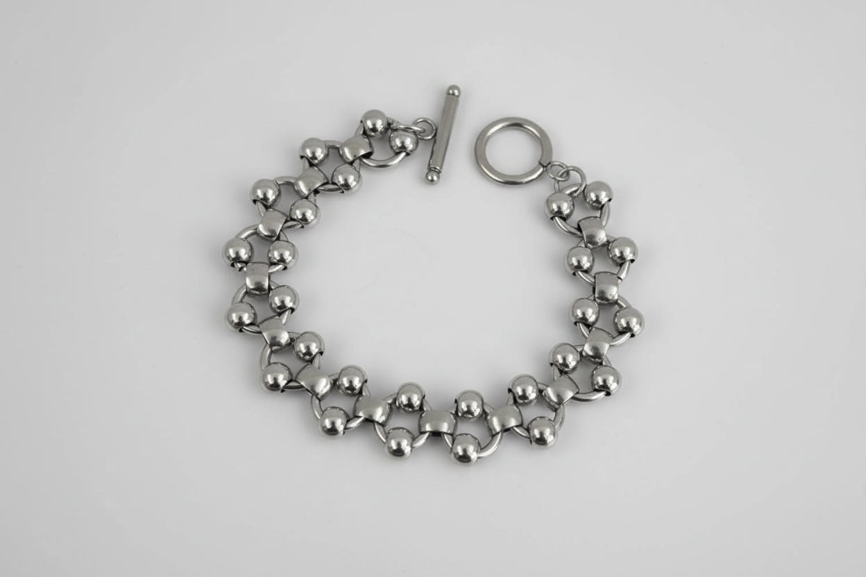 Node Bracelet