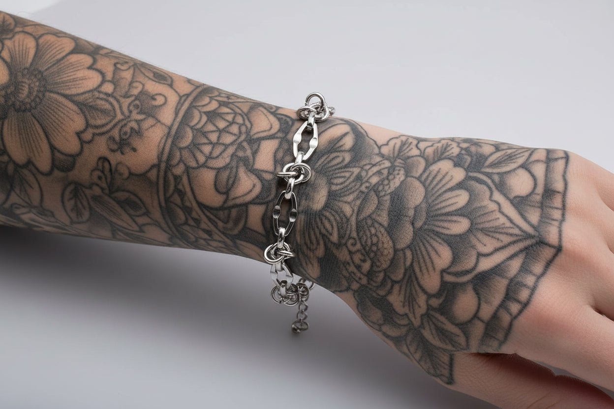 Distort Chain Bracelet